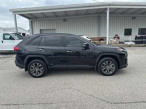 Used 2025 Toyota RAV4 Limited w/ Advanced Technology Package AWD/4WD image 4