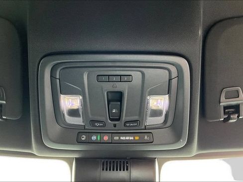 Used 2024 GMC Sierra 2500 AT4 w/ AT4 Preferred Package AWD/4WD image 28