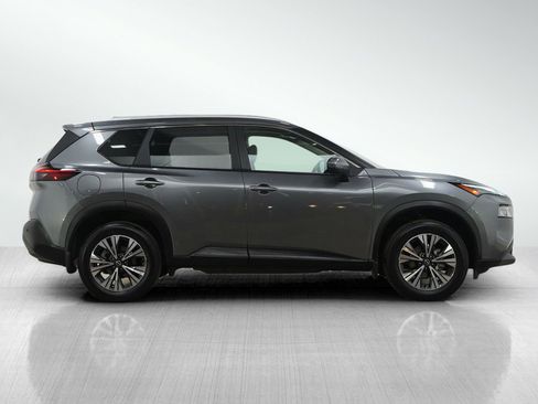 Used 2022 Nissan Rogue SV w/ SV Premium Package image 6