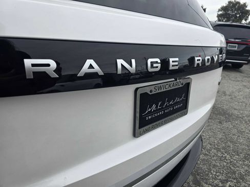 Used 2023 Land Rover Range Rover Autobiography image 16