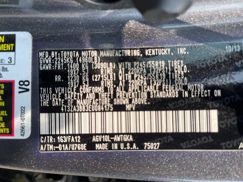 Used 2014 Toyota Venza LE FWD image 35