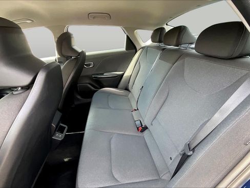 Used 2025 Kia K4 FWD image 19