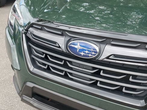 Used 2022 Subaru Forester Limited w/ Popular Package #3 AWD/4WD image 9