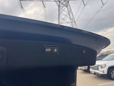 Used 2018 Genesis G80 5.0 Ultimate image 11