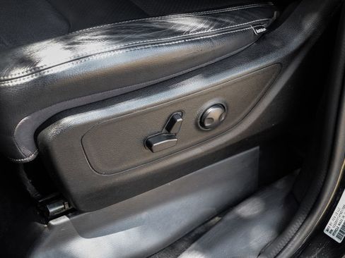 Used 2023 RAM 1500 Big Horn AWD/4WD image 47