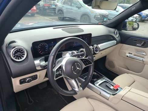 Certified 2024 Mercedes-Benz GLB 250 4MATIC image 7