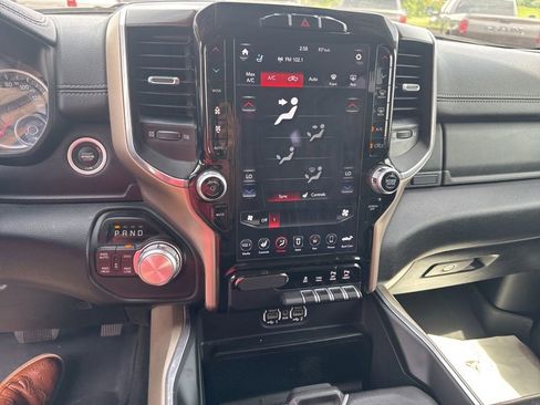 Used 2021 RAM 1500 Laramie AWD/4WD image 11