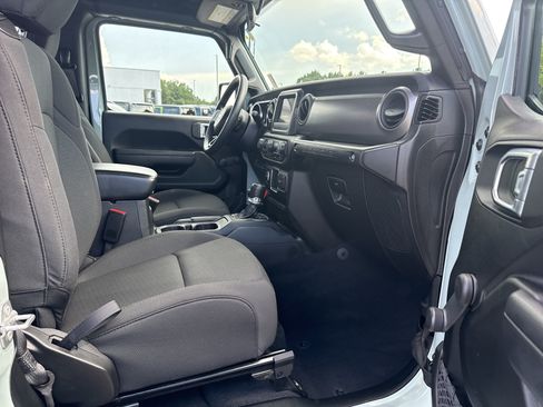 Used 2023 Jeep Wrangler Sport AWD/4WD image 13