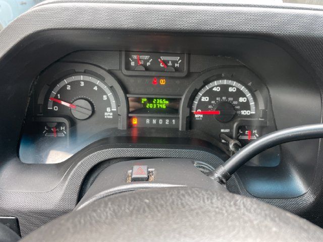 Used 2013 Ford E-150 and Econoline 150 w/ Commercial Cargo Van Pkg RWD image 9