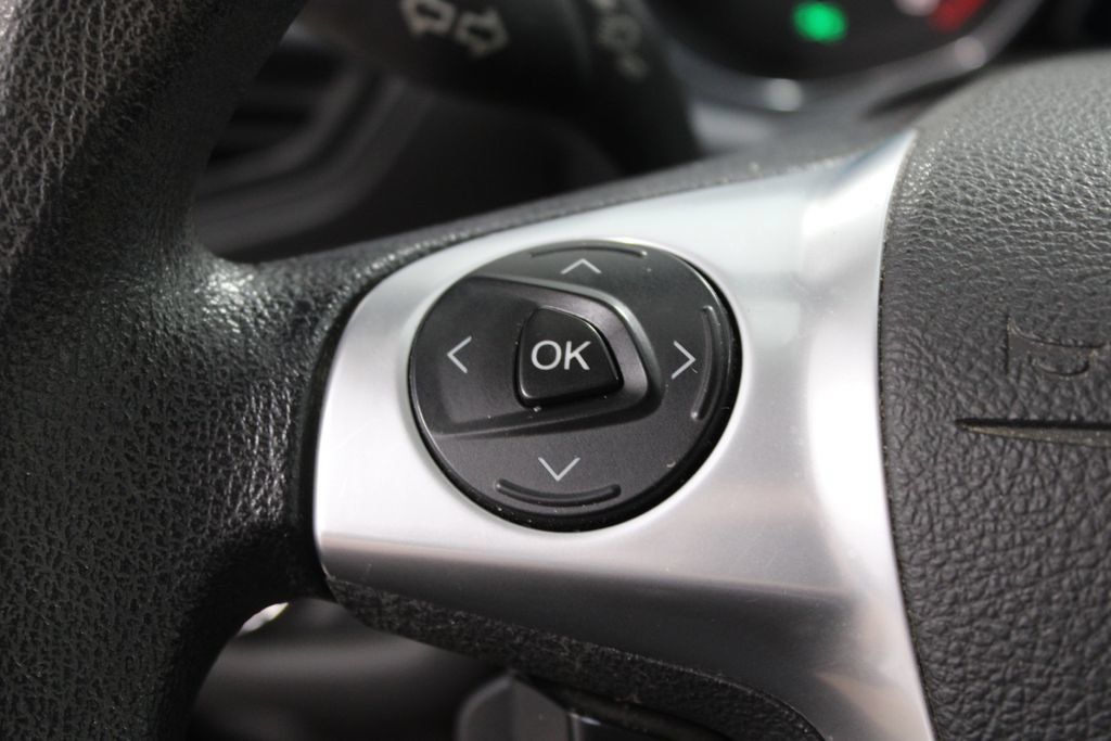 Used 2014 Ford Escape SE FWD image 19