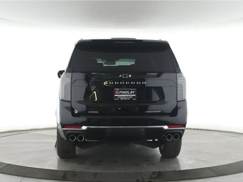 Used 2026 Chevrolet Suburban Premier w/ Sun And Tow Package AWD/4WD image 11