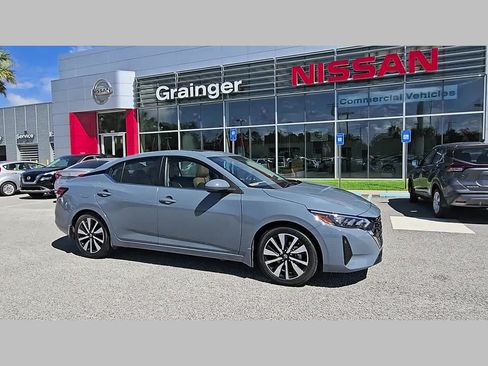 Used 2024 Nissan Sentra SV w/ SV Premium Package FWD image 17