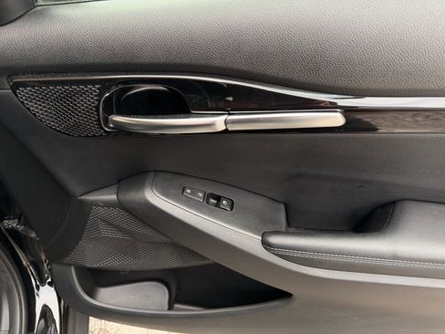 Used 2022 Kia Seltos EX image 25