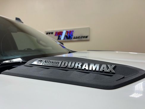 Used 2023 Chevrolet Silverado 2500 LT w/ Convenience Package image 14