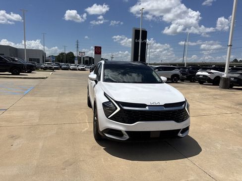 Certified 2024 Kia Sportage SX FWD image 8