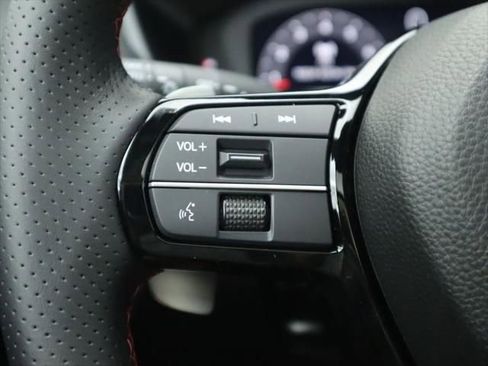 Used 2025 Acura ADX A-Spec image 12