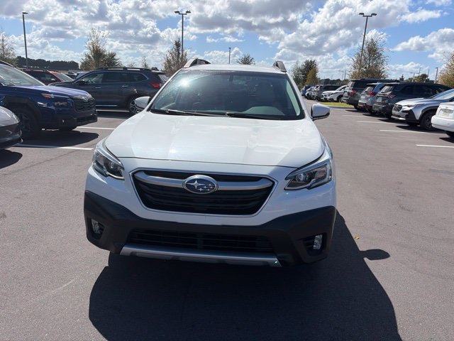 Used 2020 Subaru Outback Limited AWD/4WD image 2