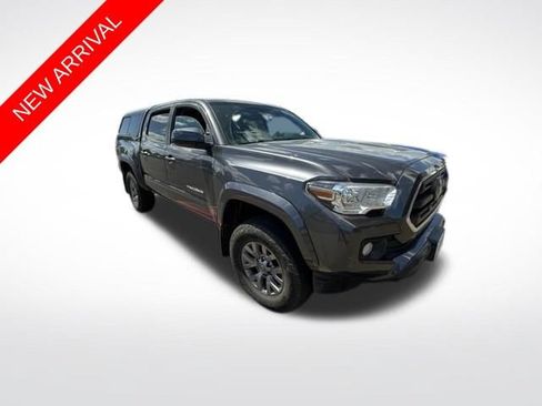 Used 2019 Toyota Tacoma SR5 RWD image 1