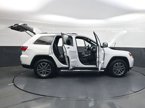 Used 2021 Jeep Grand Cherokee Limited AWD/4WD image 44