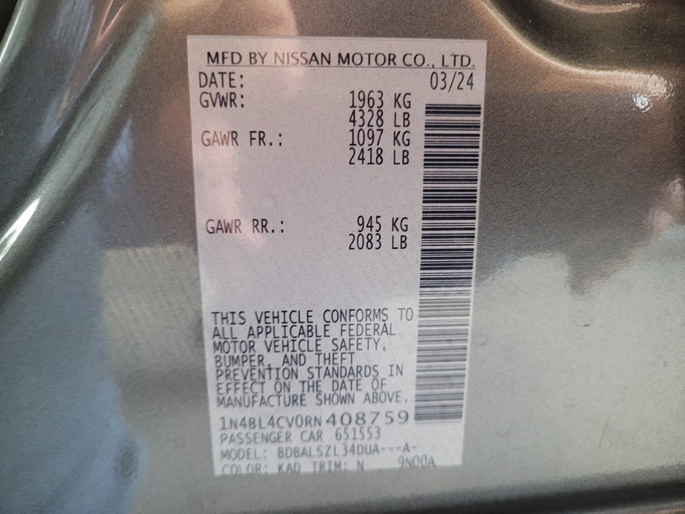 Used 2024 Nissan Altima 2.5 SR FWD image 33