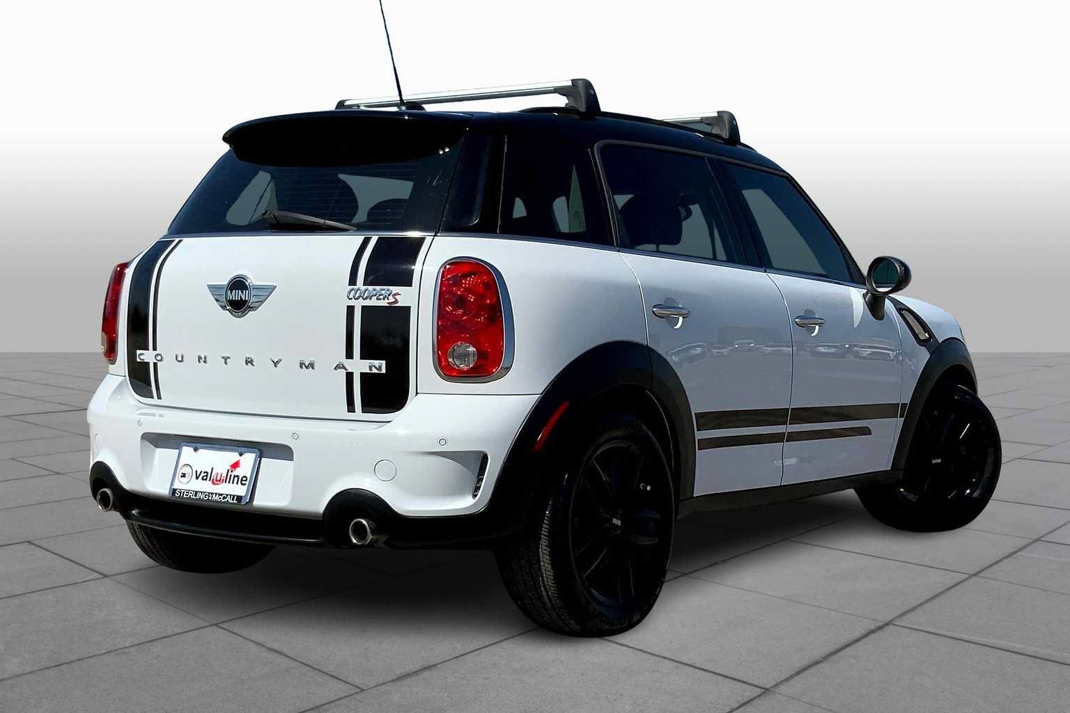 Used 2016 MINI Cooper Countryman S FWD image 13