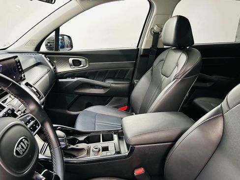 Used 2021 Kia Sorento SX AWD/4WD image 16