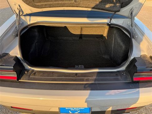 Used 2021 Dodge Challenger R/T Scat Pack w/ T/A Package image 25