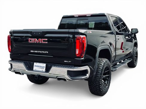 Used 2024 GMC Sierra 1500 SLT w/ SLT Premium Plus Package AWD/4WD image 10