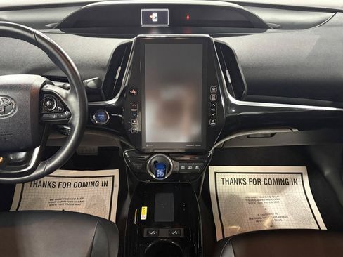 Used 2022 Toyota Prius Prime XLE FWD image 13