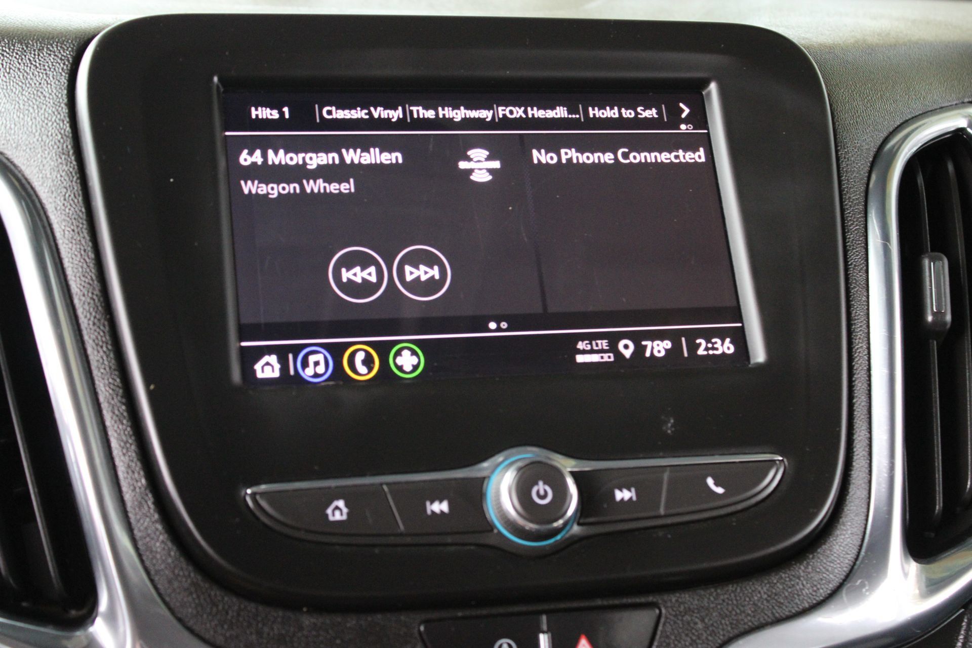 Used 2023 Chevrolet Equinox LT AWD/4WD image 22
