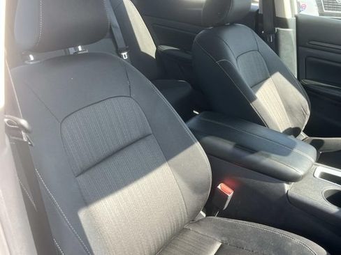 Used 2025 Nissan Altima 2.5 SV FWD image 23