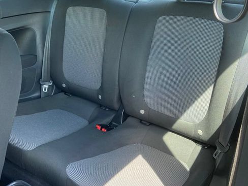 Used 2019 Volkswagen Beetle 2.0T S FWD image 12