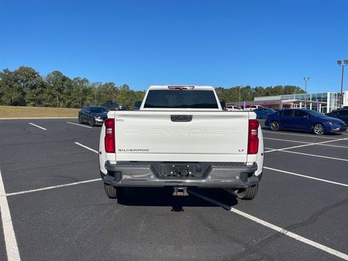 Used 2024 Chevrolet Silverado 3500 LT w/ Safety Package image 15