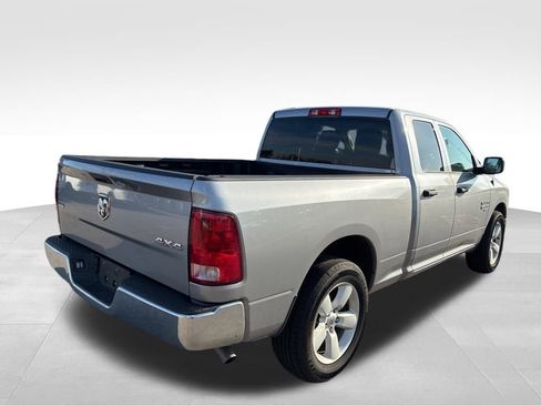 Used 2024 RAM 1500 Classic SLT image 5