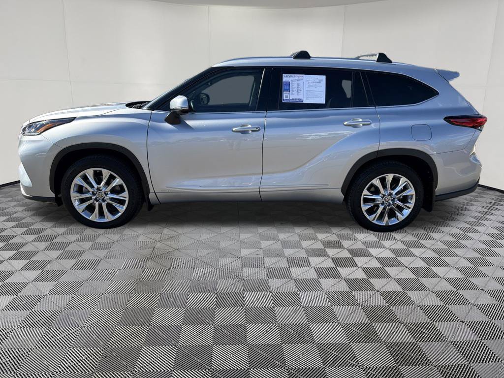 Used 2023 Toyota Highlander Limited AWD/4WD image 5