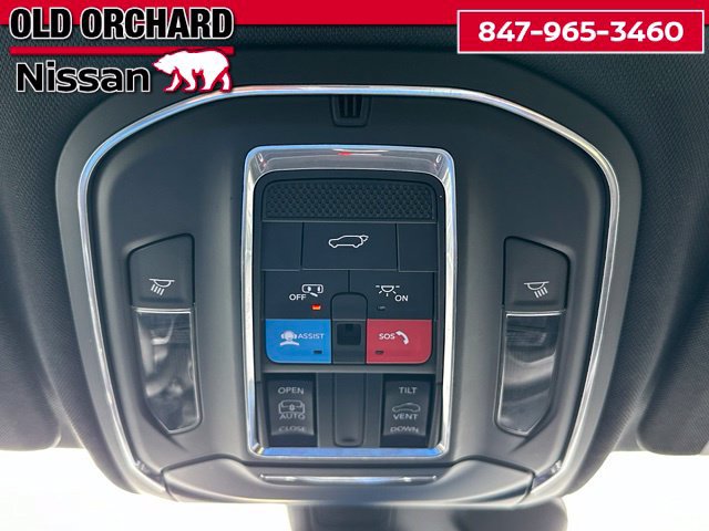 Used 2023 Jeep Grand Cherokee Altitude AWD/4WD image 20