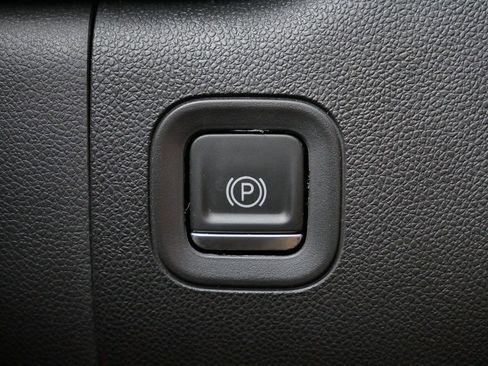 Used 2021 GMC Sierra 1500 Elevation w/ X31 Off-Road Package image 42