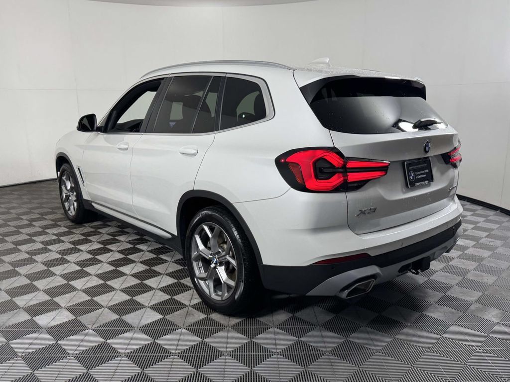 Used 2024 BMW X3 xDrive30i w/ Premium Package AWD/4WD image 8