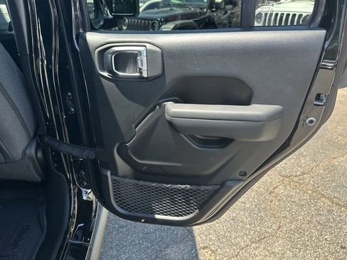 New 2026 Jeep Wrangler Unlimited Sport AWD/4WD image 16