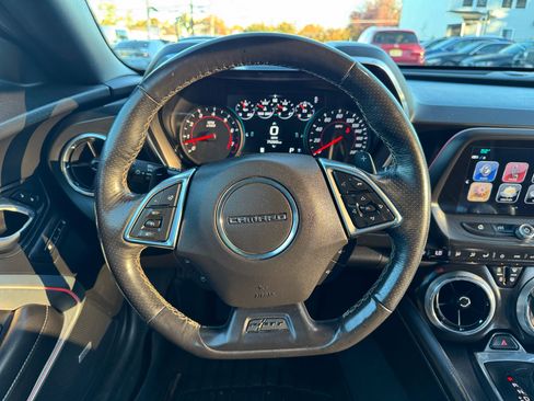 Used 2017 Chevrolet Camaro SS image 18