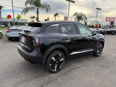 New 2026 Nissan Kicks SR image 6