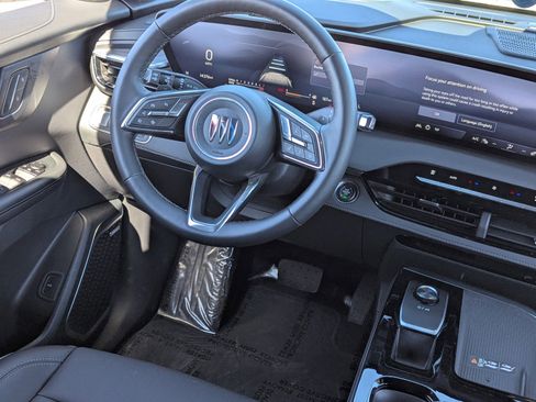 Certified 2025 Buick Enclave Preferred image 16