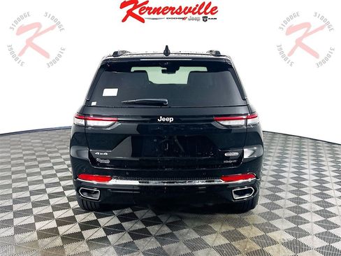 New 2025 Jeep Grand Cherokee Overland w/ Luxury Tech Group IV image 6