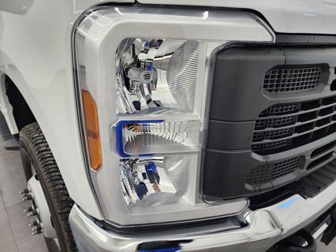 Used 2025 Ford F350 XL image 21