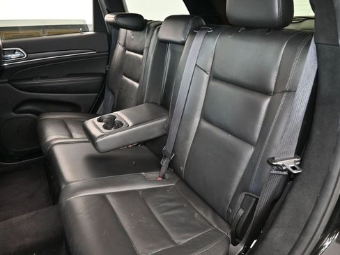 Used 2018 Jeep Grand Cherokee Limited image 33