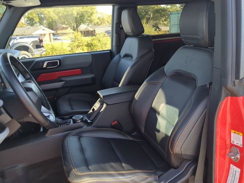 Certified 2023 Ford Bronco Badlands image 13