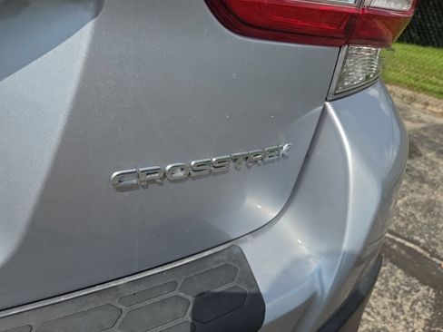 Used 2018 Subaru Crosstrek 2.0i Premium w/ Eyesight System AWD/4WD image 11