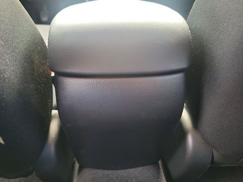Used 2018 MAZDA MAZDA3 Sport FWD image 11