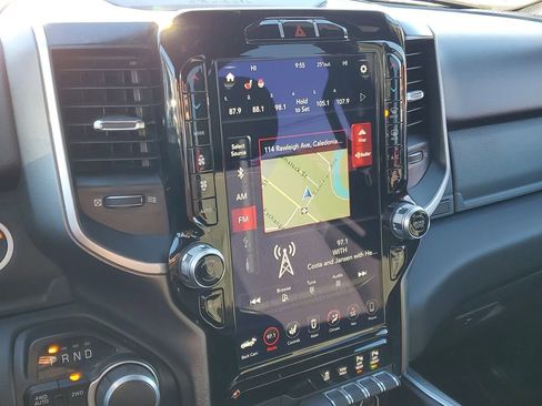 Used 2020 RAM 1500 Big Horn image 18