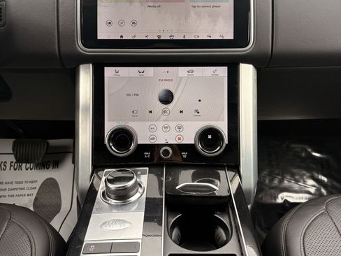 Used 2019 Land Rover Range Rover Long Wheelbase Supercharged image 19